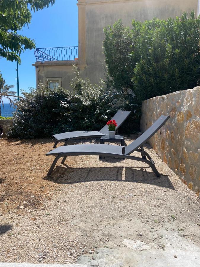 בנדול Splendide Studio Miramar Vue Mer Avec Terrasse מראה חיצוני תמונה
