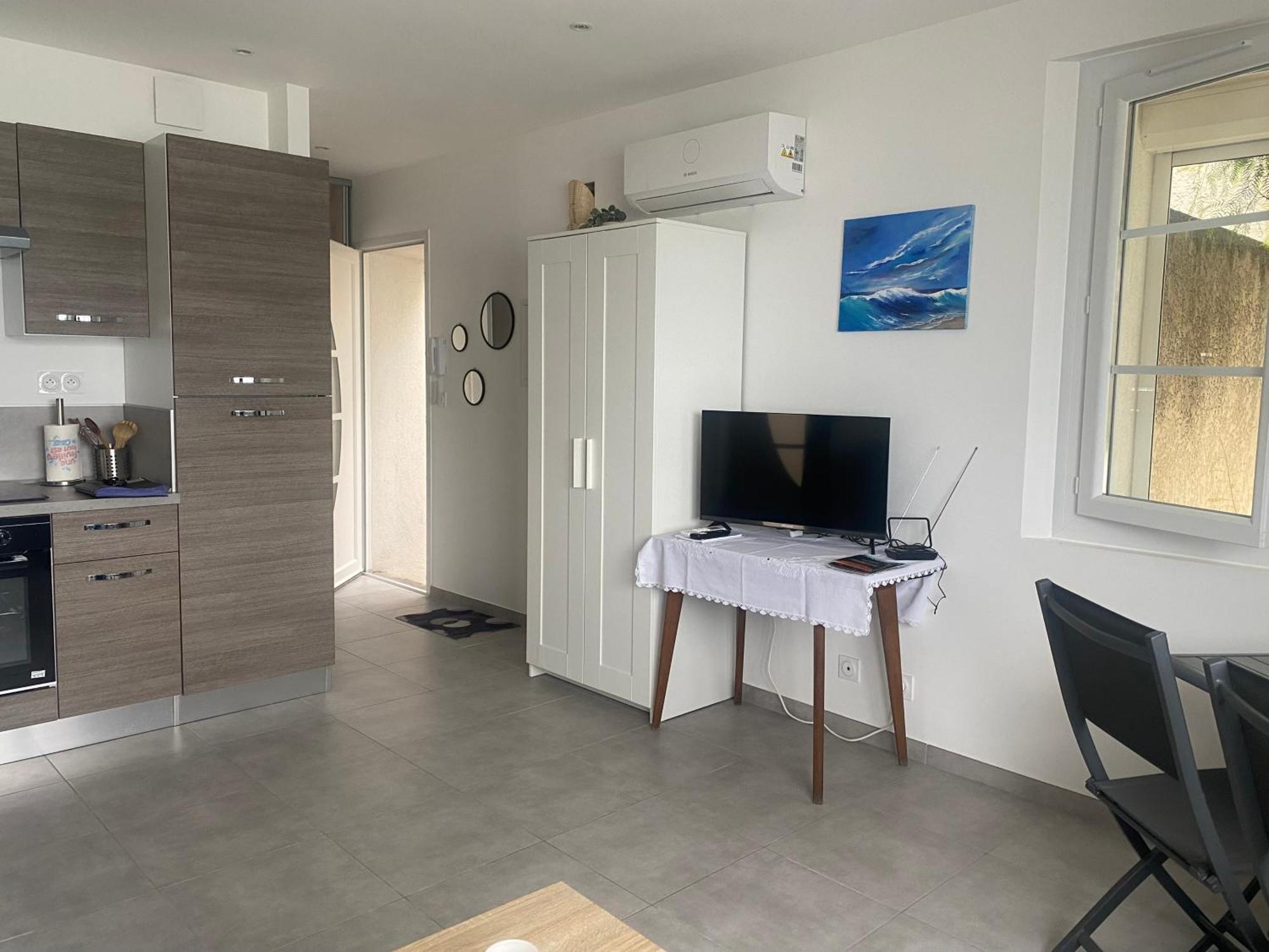 בנדול Splendide Studio Miramar Vue Mer Avec Terrasse מראה חיצוני תמונה