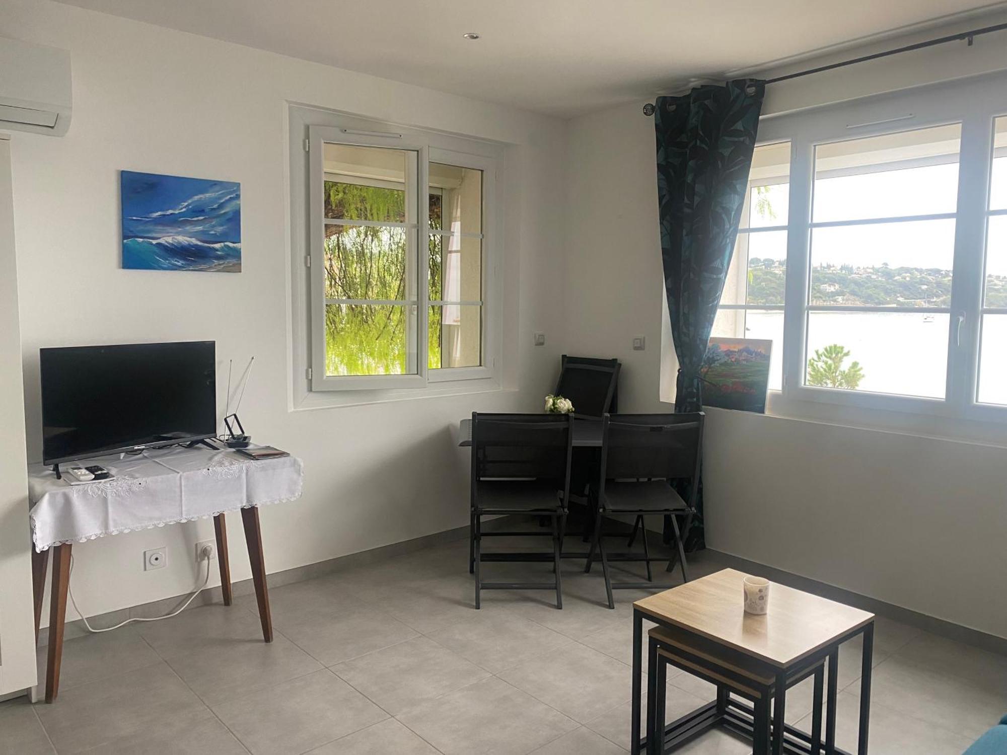 בנדול Splendide Studio Miramar Vue Mer Avec Terrasse מראה חיצוני תמונה