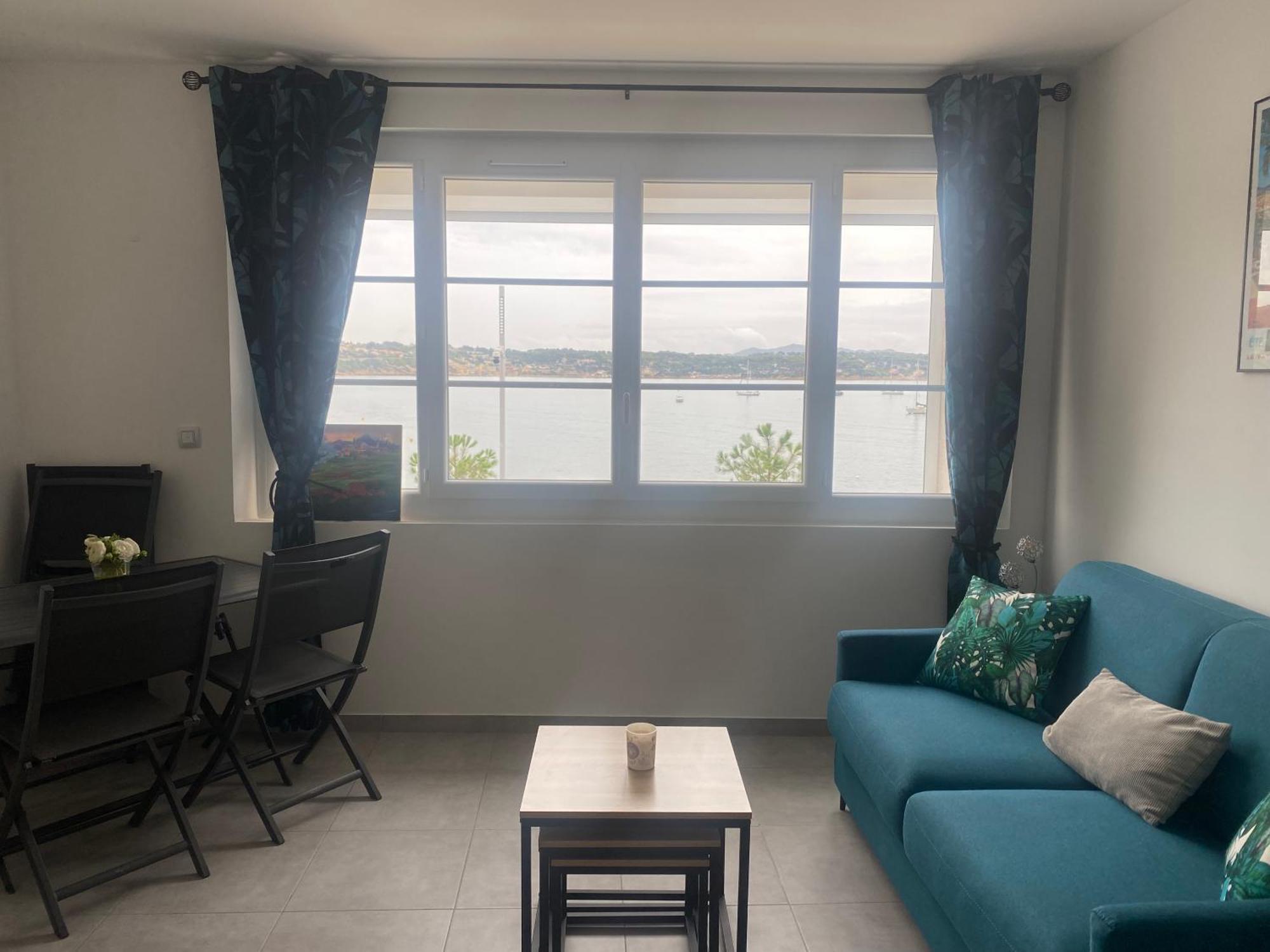בנדול Splendide Studio Miramar Vue Mer Avec Terrasse מראה חיצוני תמונה